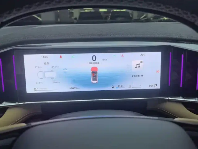 Geely Boyue L — Фото автомобиля 11