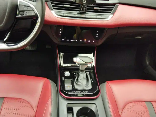 Dongfeng Yixuan GS — Фото автомобиля 16