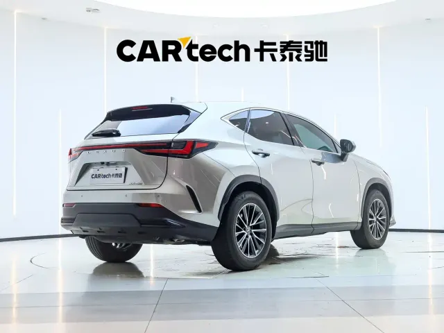 Lexus NX — Фото автомобиля 3