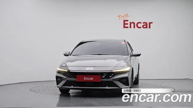 Hyundai Avante — Фото автомобиля 3