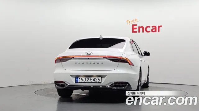 Hyundai Grandeur Новый Grandeur IG — Фото автомобиля 4