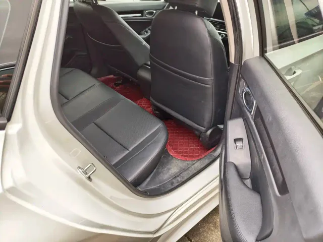 Honda Civic — Фото автомобиля 12