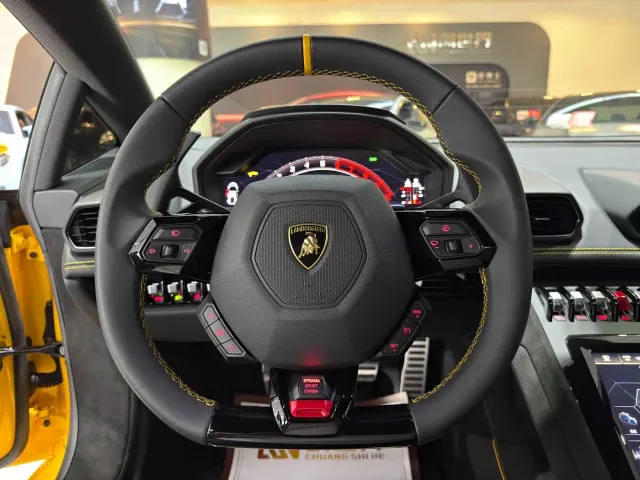 Lamborghini Huracan — Фото автомобиля 7