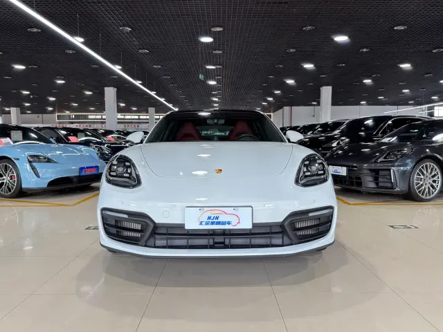 Porsche Panamera — Фото автомобиля 2