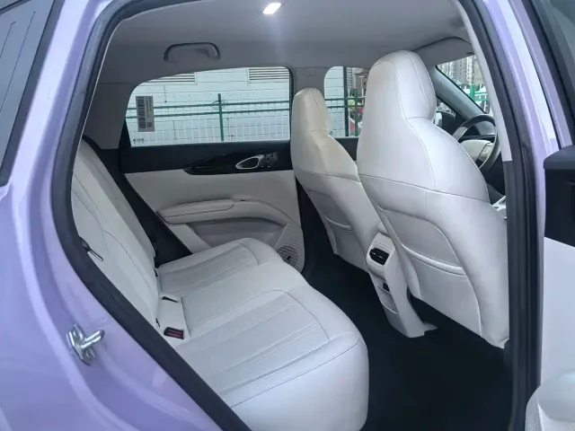 Geely Starry Wish — Фото автомобиля 12