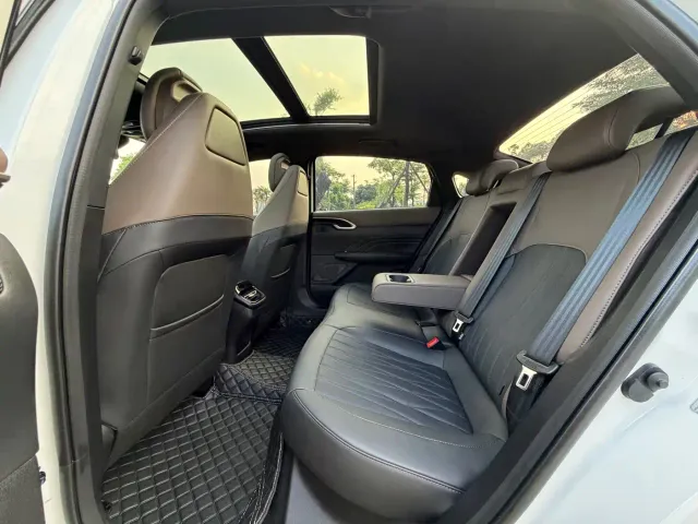 Changan Eado — Фото автомобиля 6