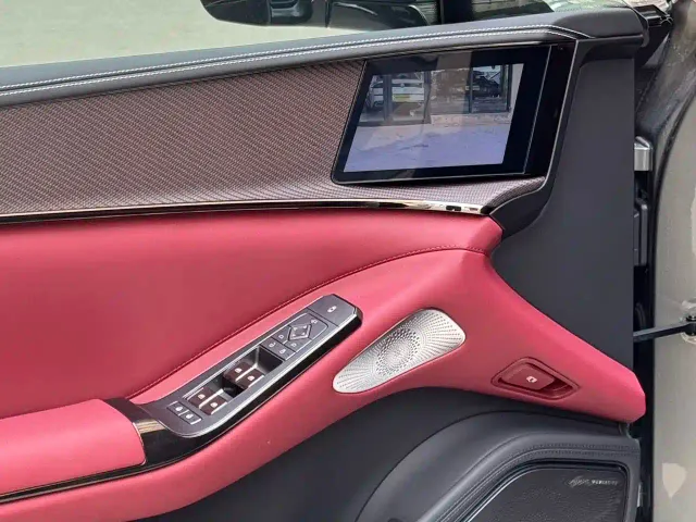Denza Z9GT — Фото автомобиля 5