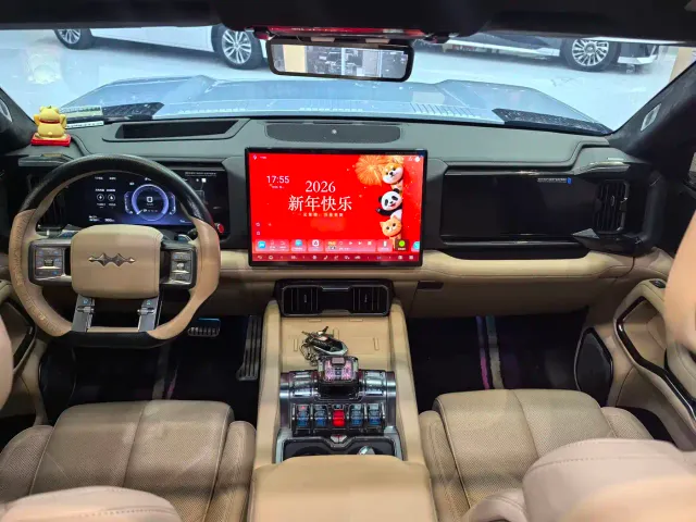 BYD FangChengBao Leopard 8 — Фото автомобиля 5