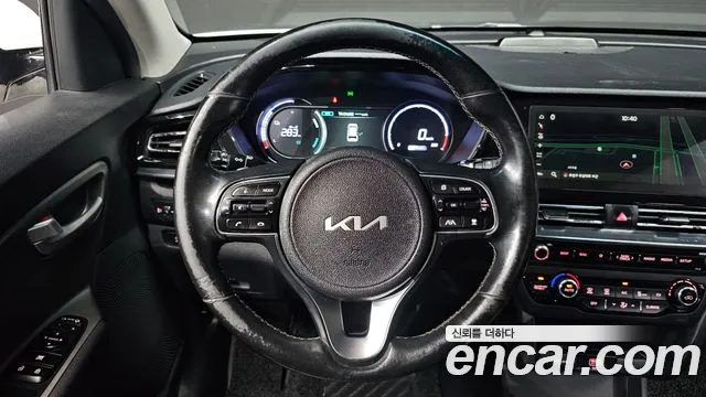 Kia Niro — Фото автомобиля 15