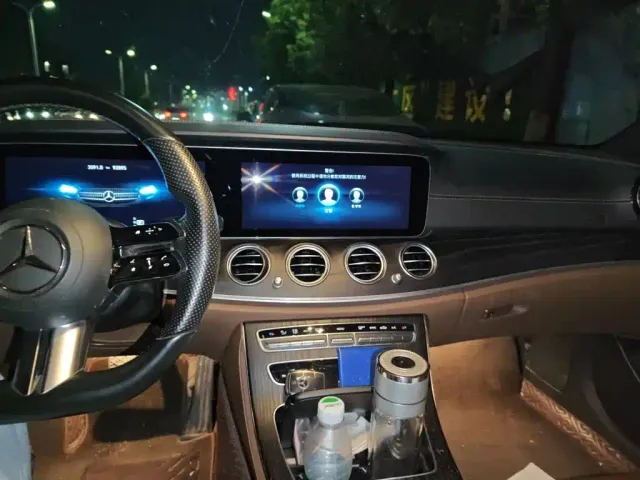 Mercedes-Benz E-Class — Фото автомобиля 9