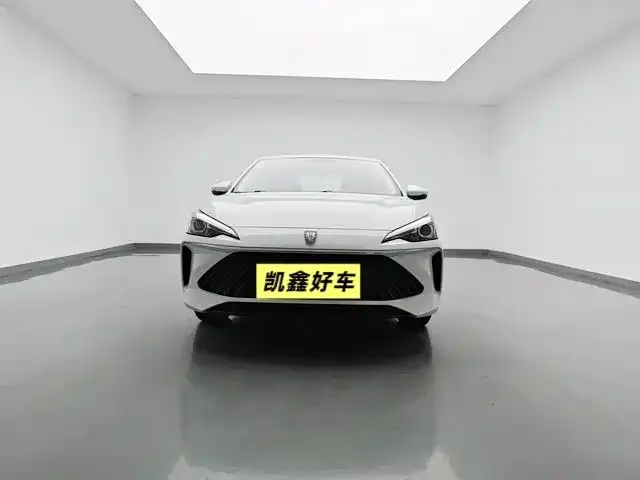 Roewe i5 — Фото автомобиля 2