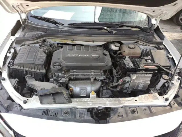 Chevrolet Monza — Фото автомобиля 19