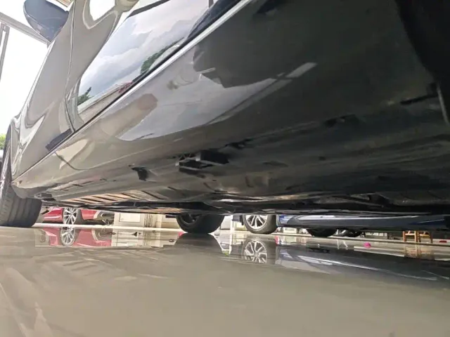 Mercedes-Benz E-Class — Фото автомобиля 21