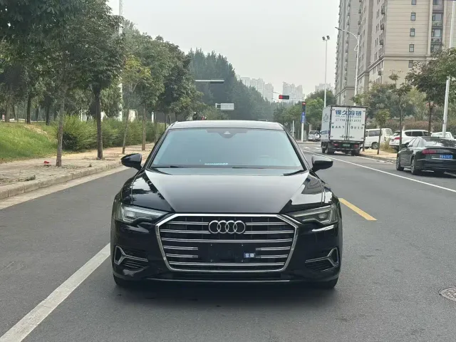 Audi A6L — Фото автомобиля 2