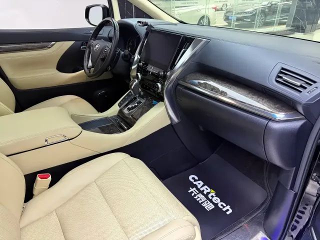 Toyota Vellfire 2023 Crown Hybrid 2.5L HV Premium — Фото автомобиля 14