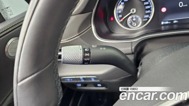 Genesis GV80 — Фото автомобиля 30