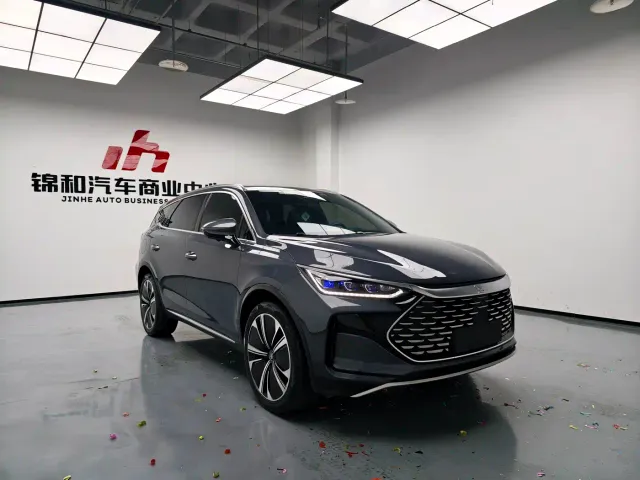 BYD Tang — Фото автомобиля 2