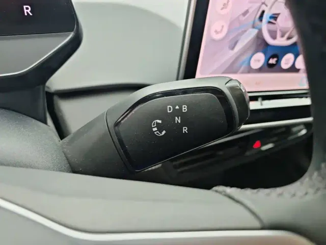 Volkswagen ID.3 — Фото автомобиля 13