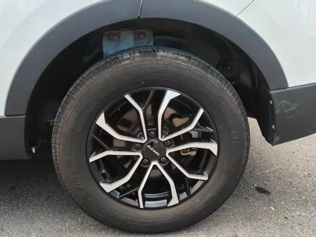 Haval H6 — Фото автомобиля 25