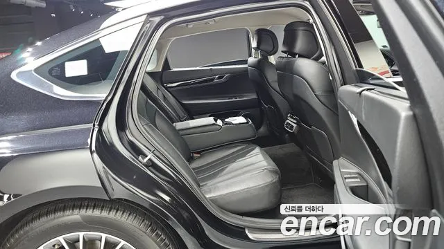 Genesis G80 Бензин 2.5 турбо AWD — Фото автомобиля 11