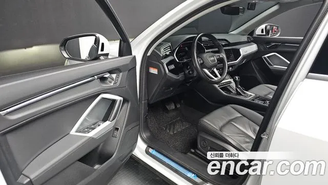 Audi Q3 40 TFSI quattro Sportback — Фото автомобиля 11