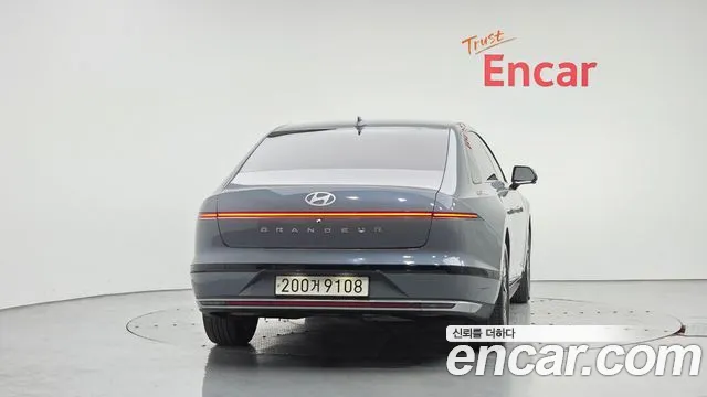Hyundai Grandeur GN7 — Фото автомобиля 4