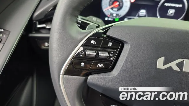 Kia Niro The All New — Фото автомобиля 17