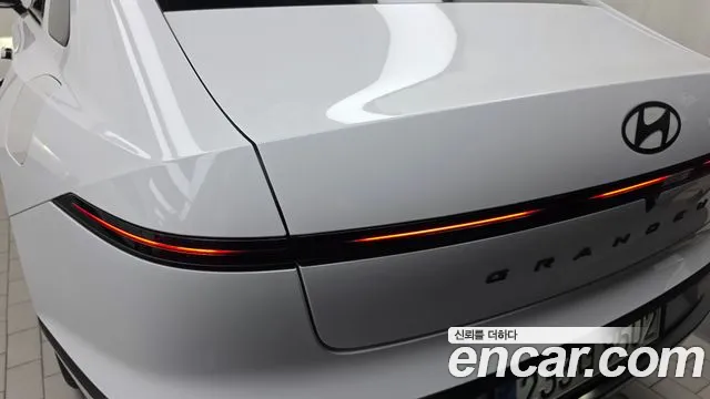 Hyundai Grandeur GN7 — Фото автомобиля 8