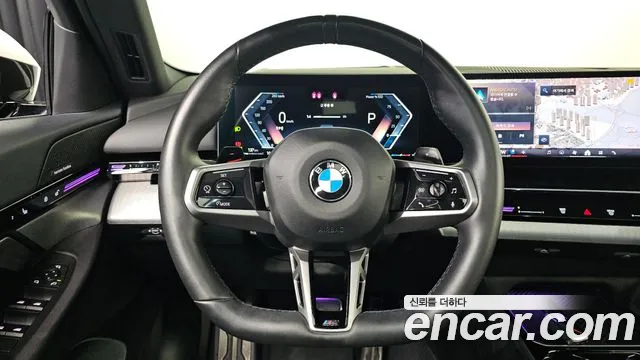 BMW 5 Series G60 — Фото автомобиля 13