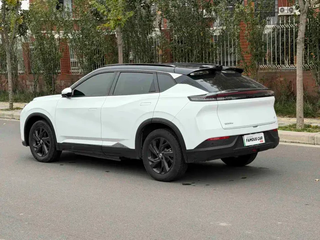 Dongfeng Fengshen L7 — Фото автомобиля 4
