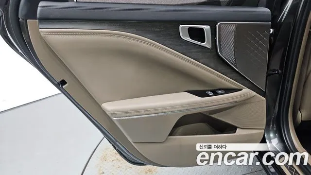Kia K8 K8 Hybrid — Фото автомобиля 14