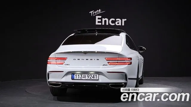 Genesis G80 Бензин 2.5 турбо AWD — Фото автомобиля 4