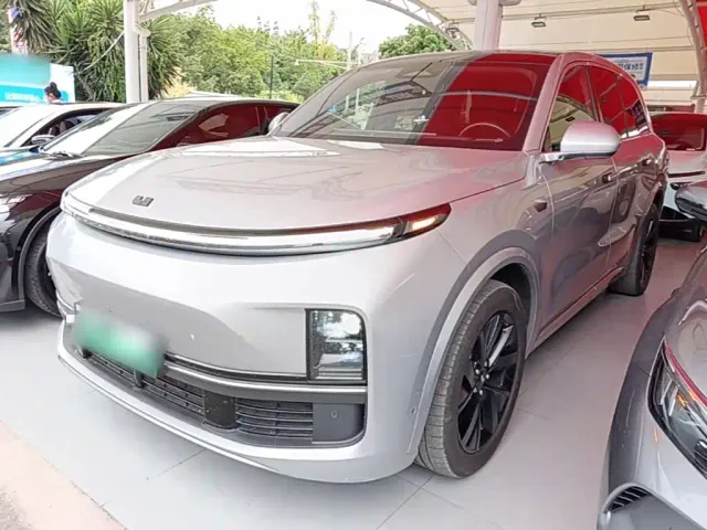 Фотография автомобиля — Li Auto L8