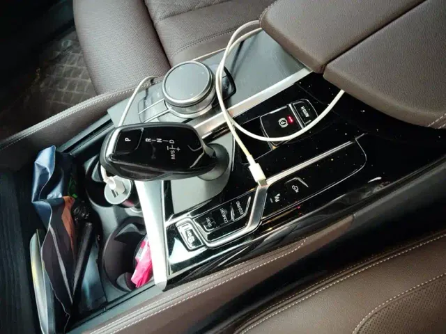 BMW 5 Series — Фото автомобиля 16
