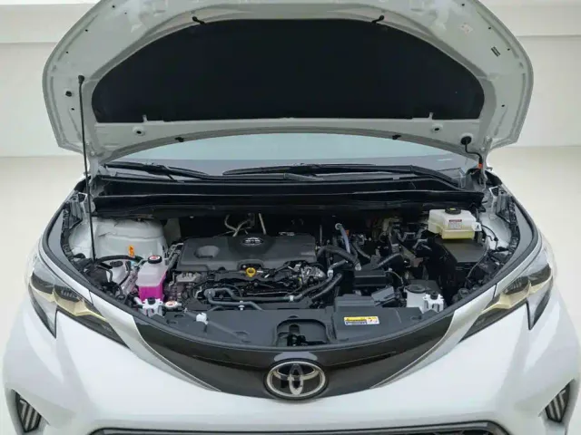 Toyota Granvia — Фото автомобиля 7