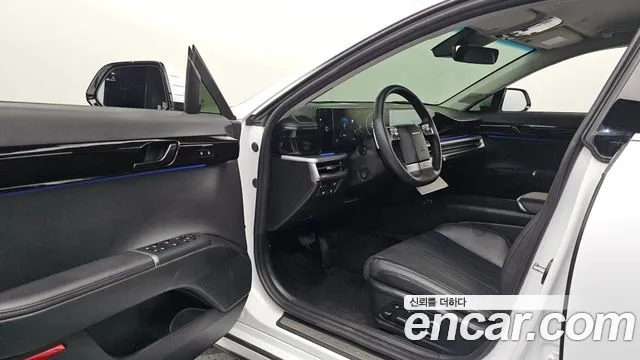 Hyundai Grandeur Grandeur (GN7) 2.5 Бензин 2WD — Фото автомобиля 10