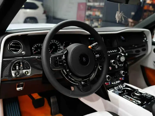 Rolls-Royce Cullinan — Фото автомобиля 22