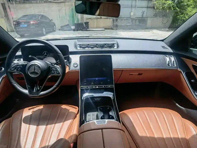 Mercedes-Benz S-Class — Фото автомобиля 9