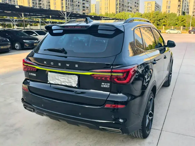 Roewe RX5 — Фото автомобиля 5