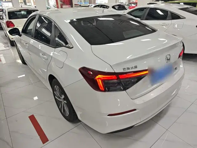 Honda Civic — Фото автомобиля 4