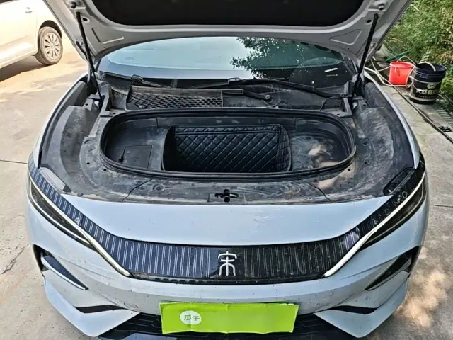 BYD Song L EV — Фото автомобиля 19