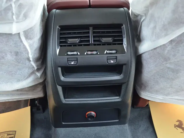 BMW X5 — Фото автомобиля 12