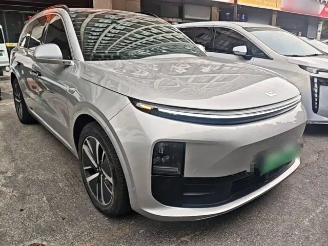 Li Auto L6 — Фото автомобиля 3