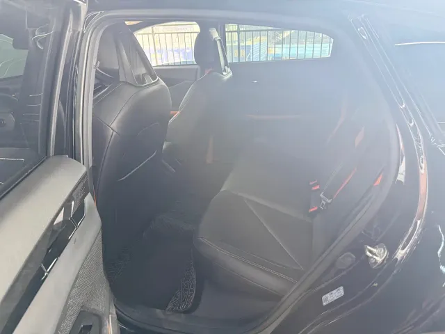 Changan Changan UNI-V 2022 1.5T Sport Edition — Фото автомобиля 8