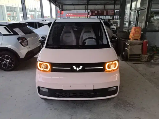 Wuling Hongguang Mini EV — Фото автомобиля 2