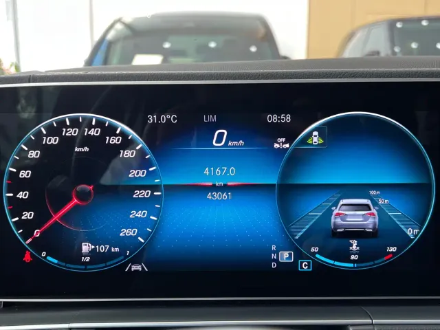 Mercedes-Benz GLE-Class — Фото автомобиля 10