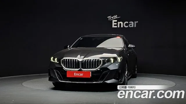BMW 5-Series — Фото автомобиля 2