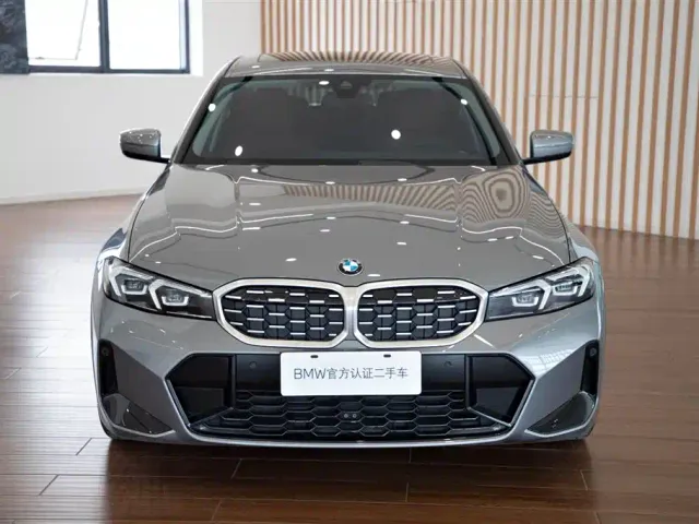 BMW 3 Series — Фото автомобиля 3