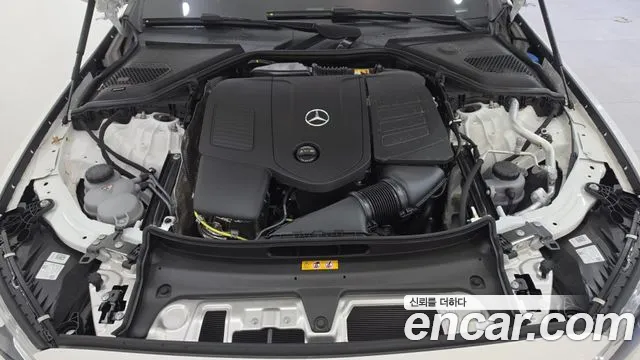 Mercedes-Benz E-Class — Фото автомобиля 6