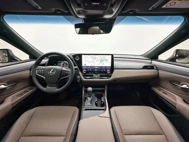 Lexus ES — Фото автомобиля 22